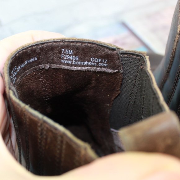 BORN Beebe Pointed Toe Ankle Fashion Boots Sz 7.5 - Picture 9 of 9